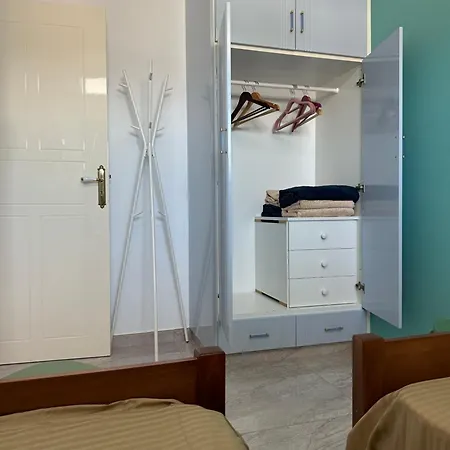 Apartament Garnet Oroklini